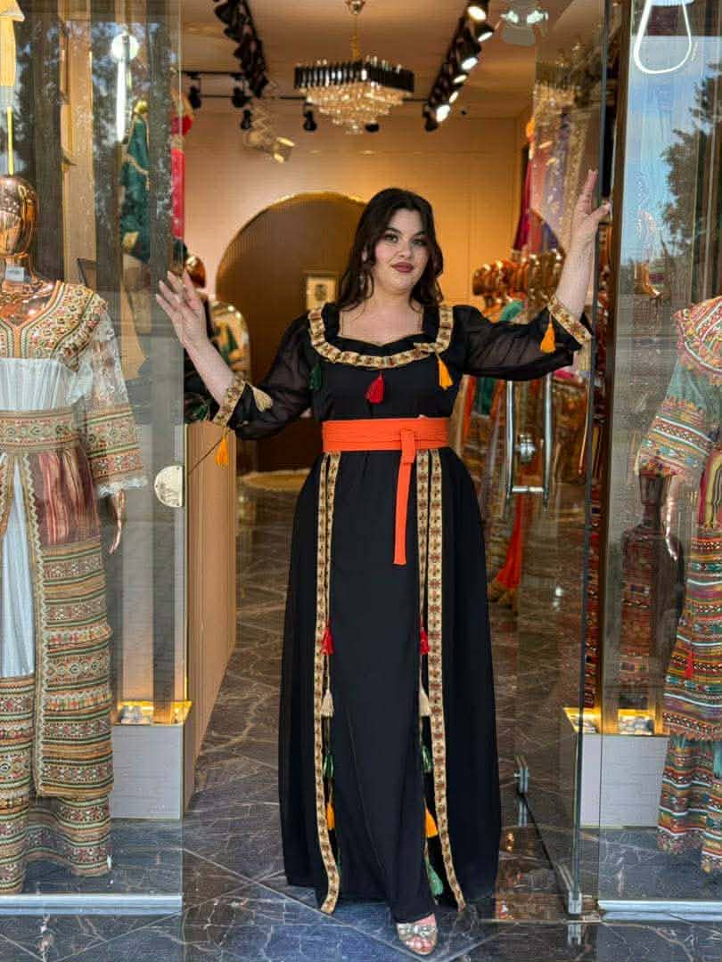 Robe Kabyle Bleue Roi à Broderies Multicolores