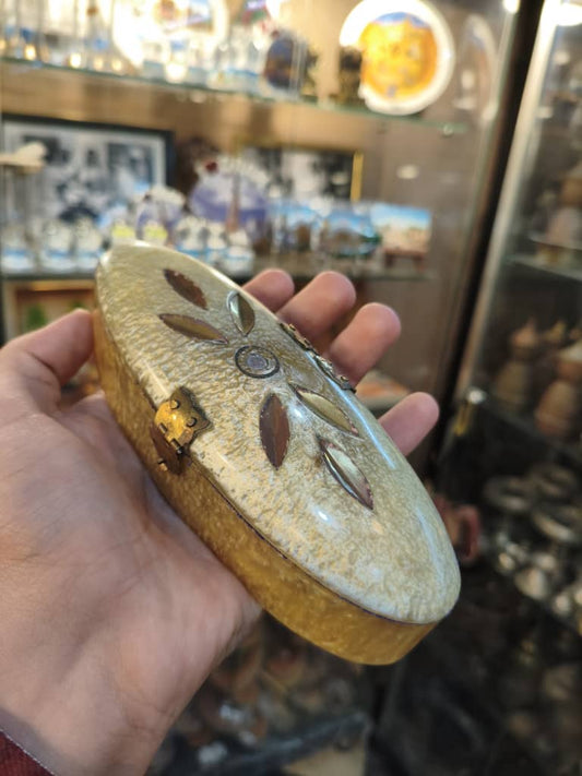 Boîte à Bijoux Ovale Nacre & Bois – Artisanat Algérien